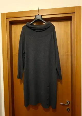 Vestito in maglia Fiorella Rubino