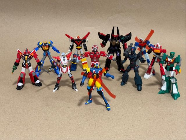 Robots japoneses Gashapon - BANDAI