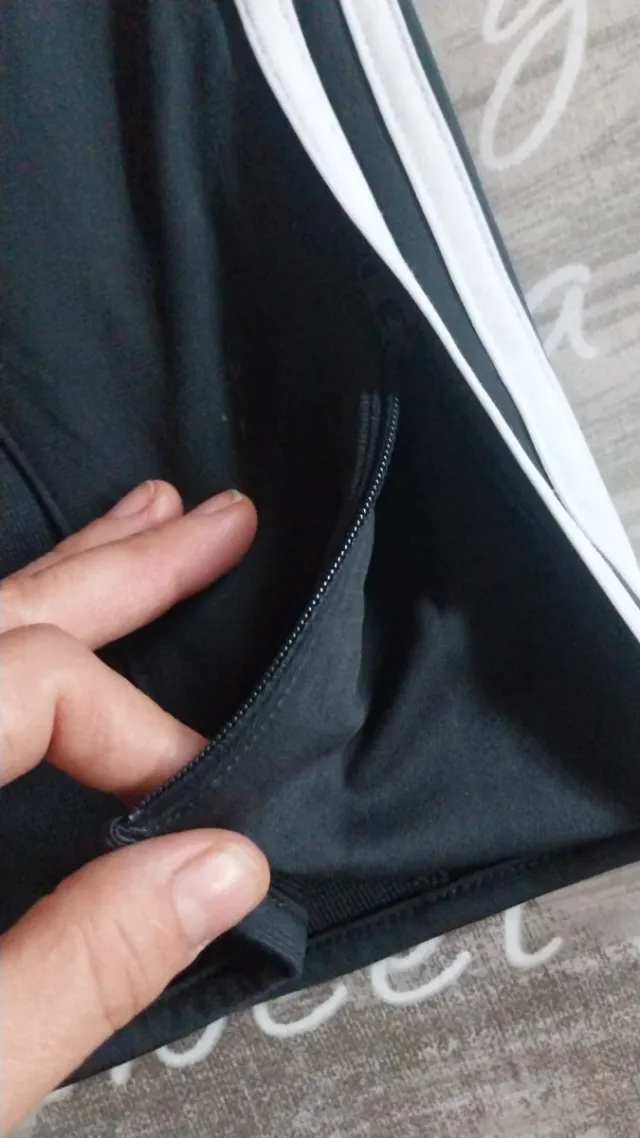 Pantalón de chándal Adidas negro