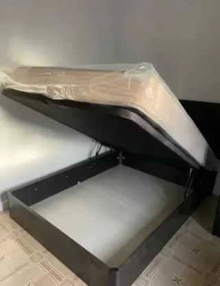 Canapé y colchón a estrenar