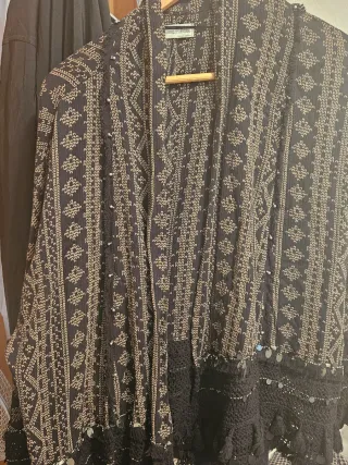 Cárdigan estampado étnico con flecos