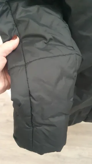 Abrigo acolchado Conley's negro