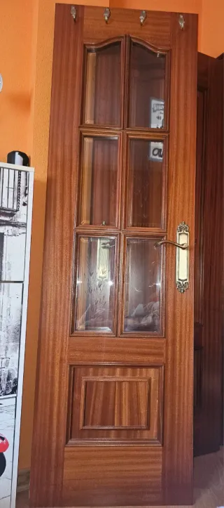 Puerta madera con cristal,mazisa