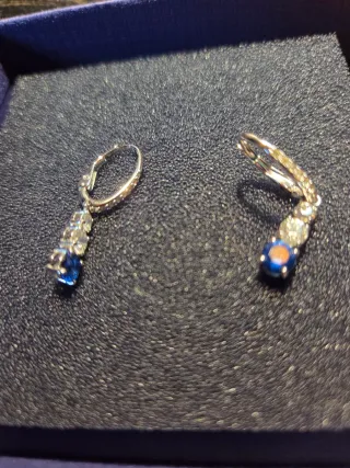 Conjunto Swarovski Anillo y Pendientes con joyero