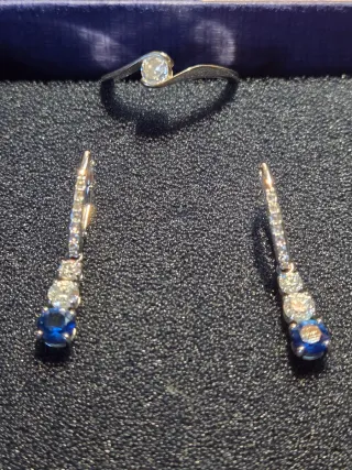 Conjunto Swarovski Anillo y Pendientes con joyero