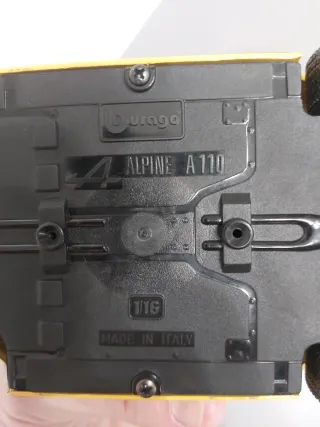 Maqueta Renault Alpine Rally 1:16 burago