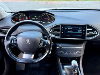 Peugeot 308 DIESEL 100CV 6 VELOCIDADES