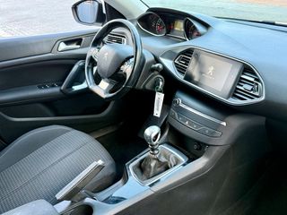 Peugeot 308 DIESEL 100CV 6 VELOCIDADES