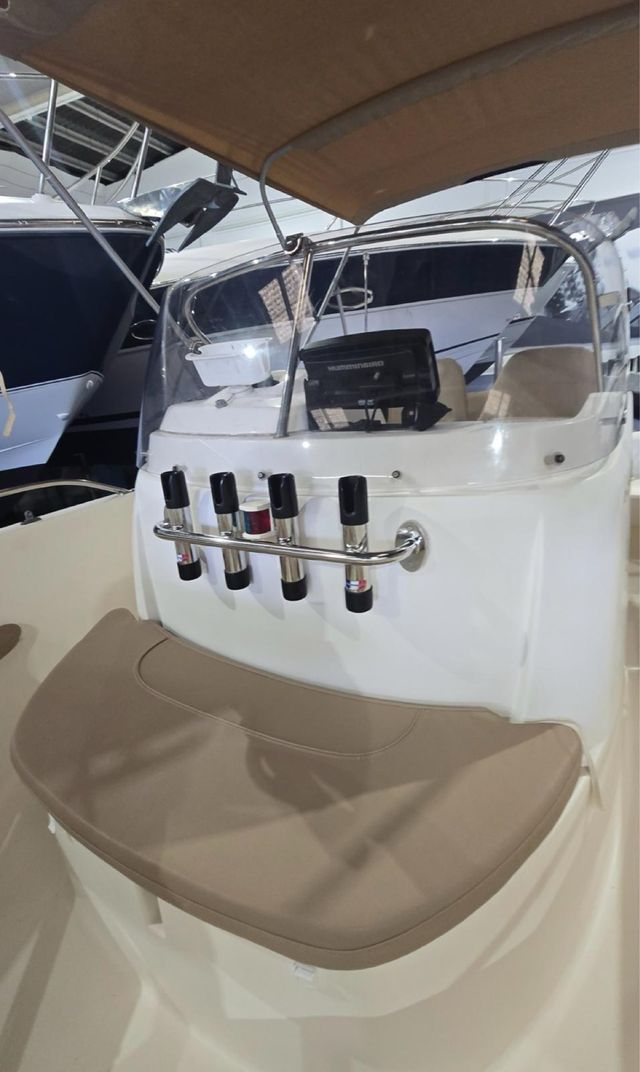 JEANNEAU CAP CAMARAT 6.5 CC