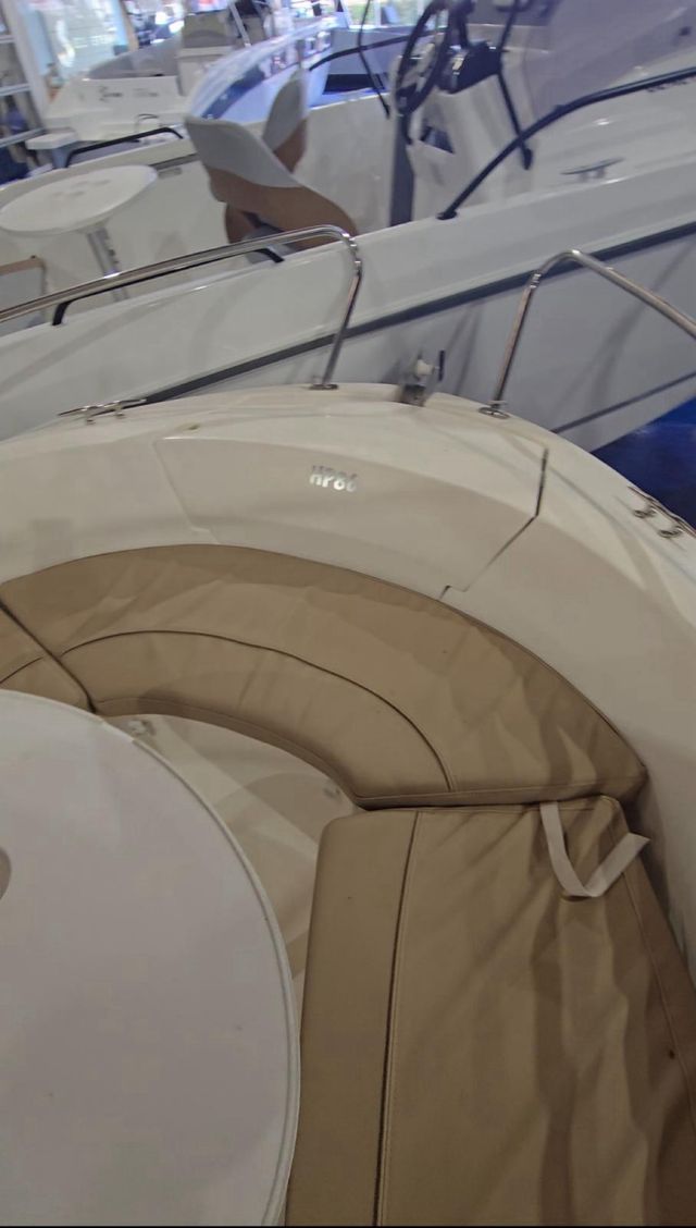 JEANNEAU CAP CAMARAT 6.5 CC