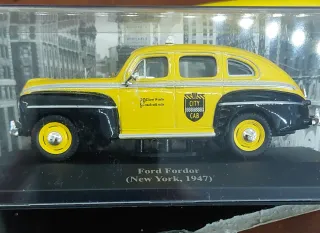 Taxi Ford Fordor Sedan Nueva York 1947
