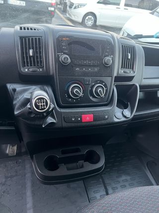 CITROEN Jumper BlueHDi 140 Furgón L3H2 incl. Baca