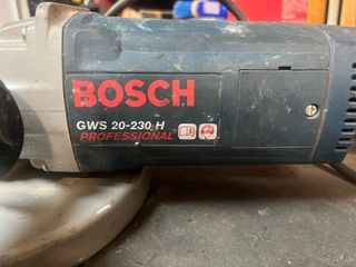 Radial Bosch GWS 20-230 H