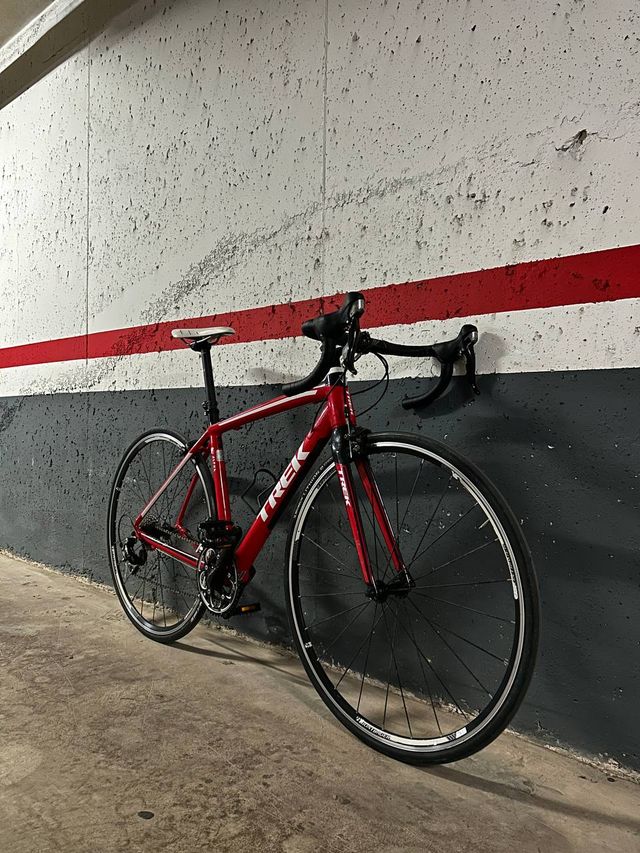 Bicicleta de carretera Trek Madone 2.1 (2015)