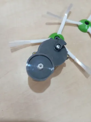 Motor lateral Roomba