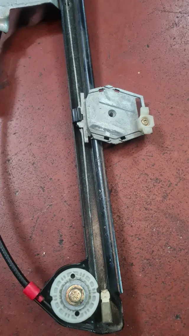 Elevalunas puerta conductor BMW Serie 5 E39