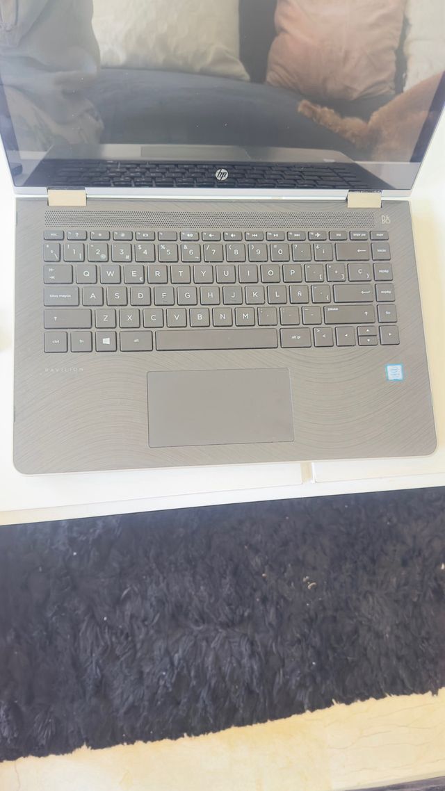 Portátil HP Pavilion x360 Convertible