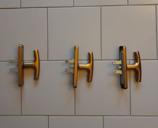 3 Maniglie Finestre Bronzo