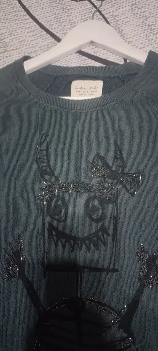 Vestido Zara Verde Oliva con Dibujo