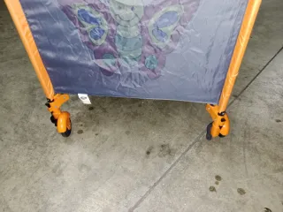 Parque infantil plegable naranja