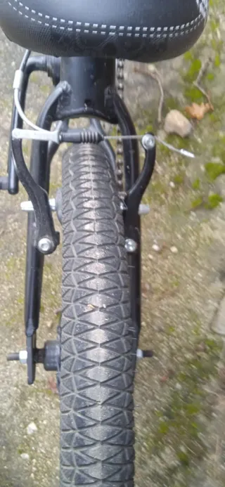 Bicicleta BMX negro mate