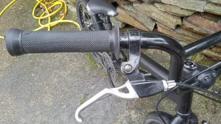 Bicicleta BMX negro mate