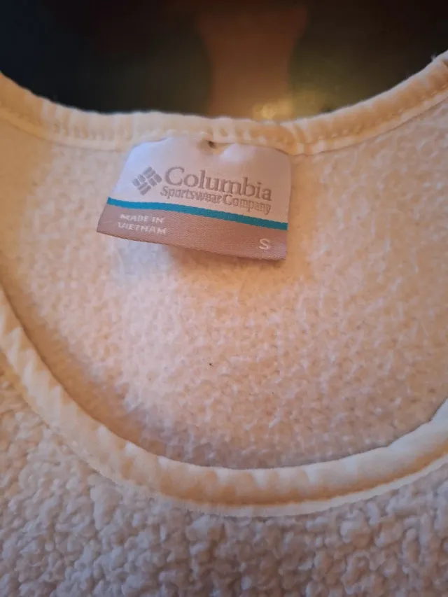 Forro polar Columbia beige