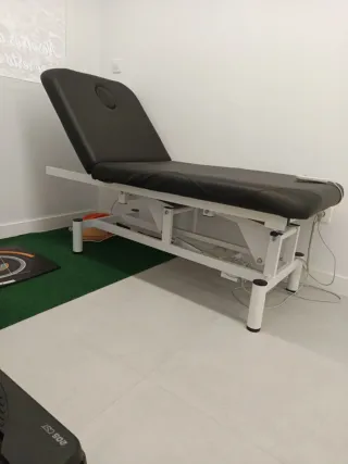 Camilla eléctrica. Medidas: 70x190