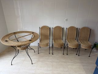 Mesa redonda cuerda y cristal + 4 sillas