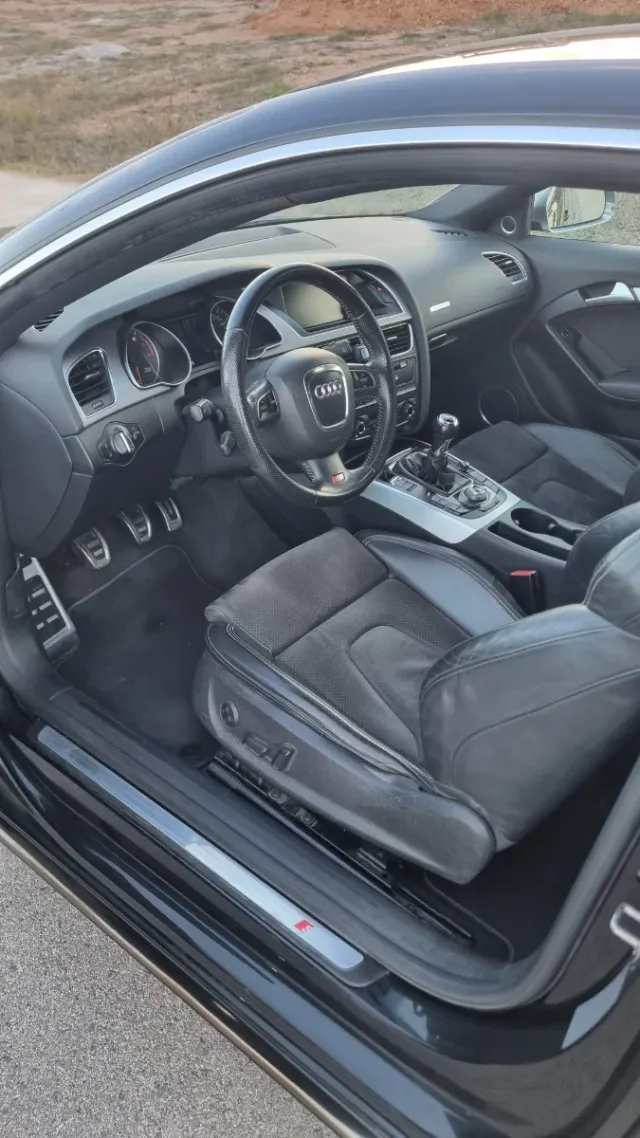 Audi A5 3.2 V6 Quattro