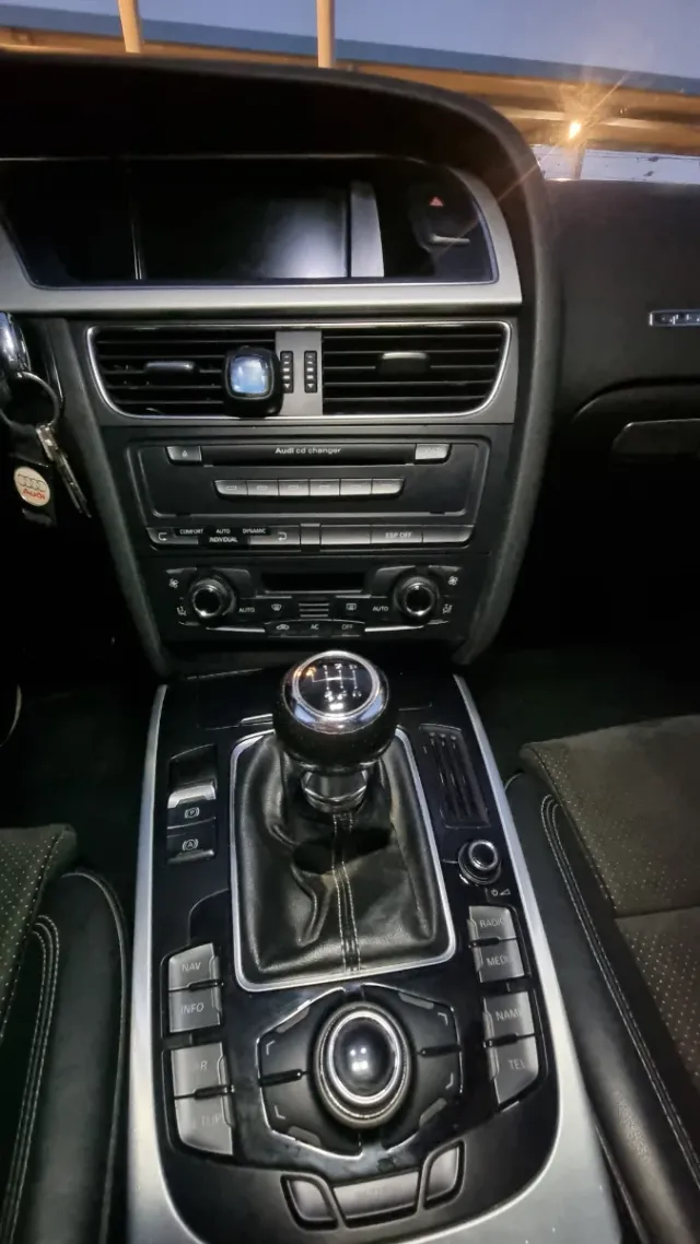 Audi A5 3.2 V6 Quattro