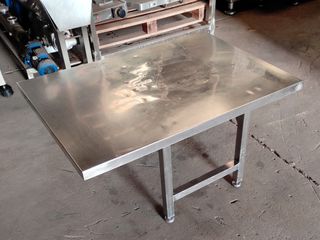 Mesa de Acero Inoxidable 107x75cm