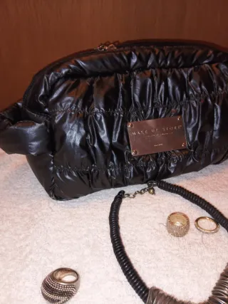 Neceser y Joyas MAKE UP STORE Regalo porta brochas