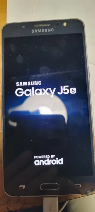 Samsung Galaxy J5 6 Nero