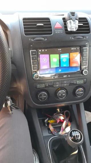 Volkswagen Golf 2004