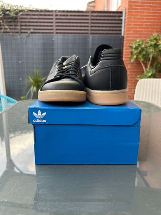 Adidas Stan Smith black