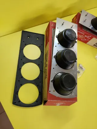 PILOTOS TRASEROS CON PLACA UNIVERSALES RINDER 207