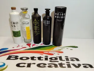 4 Bottiglie Vuote Gin Bianco e Nero