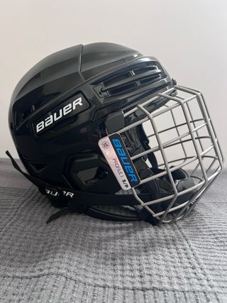 Casco Bauer hockey