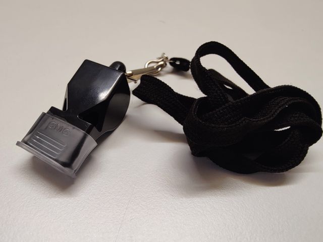 Fischietto Tipo FOX 40 Nero Cordino NUOVO