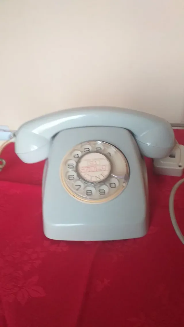 Telefone antigo de disco