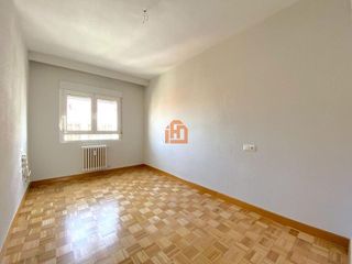 Piso en venta en Centro Ciudad en León