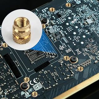 Tuercas Moleteadas M3 Latón (100uds)