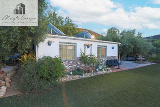 Cortijo en venta en Barrio de la Vega en Monachil