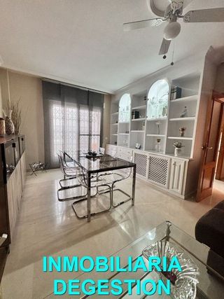 Casa adosada en venta en Linares