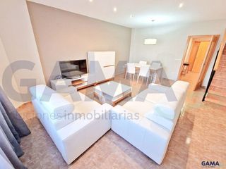 Chalet en venta en Alginet