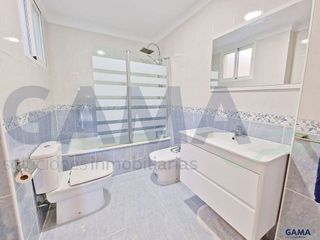 Chalet en venta en Alginet