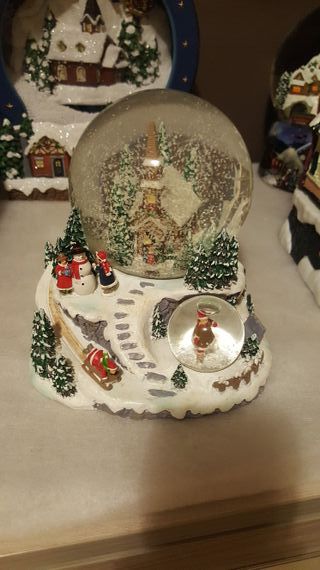 Sfera di neve carillon Natale