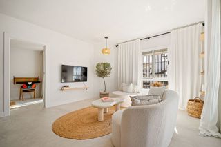 Piso en venta en Los Naranjos - Las Brisas en Marbella