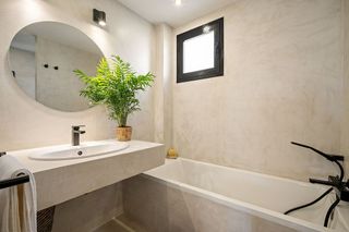 Piso en venta en Los Naranjos - Las Brisas en Marbella